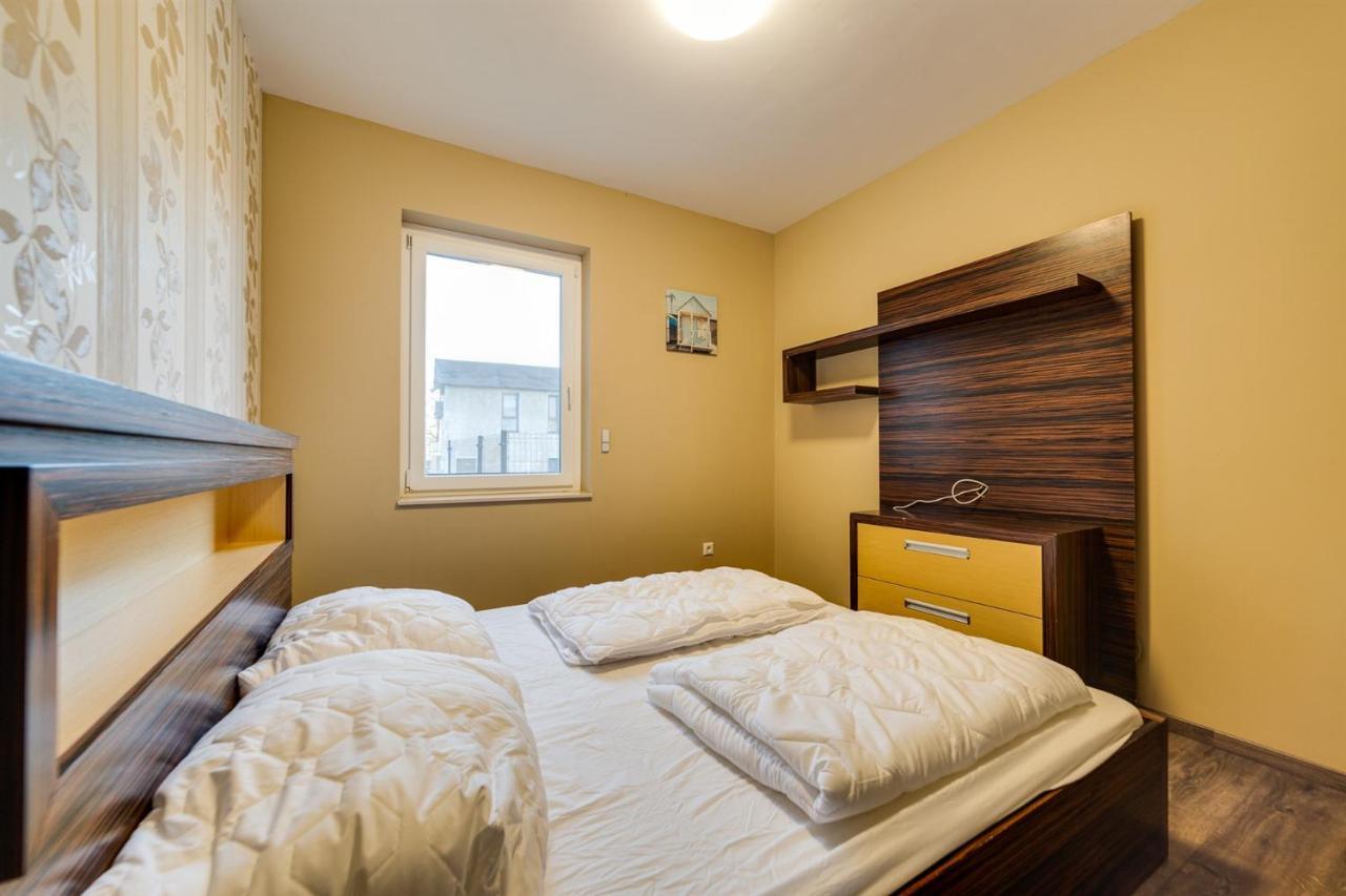 Forest Földvár Apartmanok Balatonföldvár Esterno foto