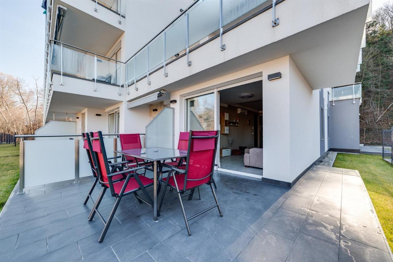 Forest Földvár Apartmanok Balatonföldvár Esterno foto