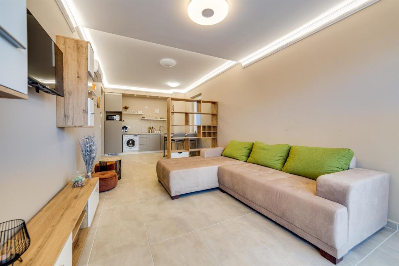 Forest Földvár Apartmanok Balatonföldvár Esterno foto