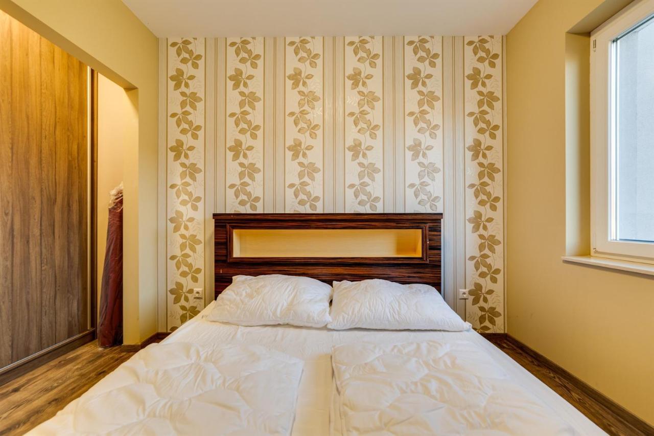 Forest Földvár Apartmanok Balatonföldvár Esterno foto