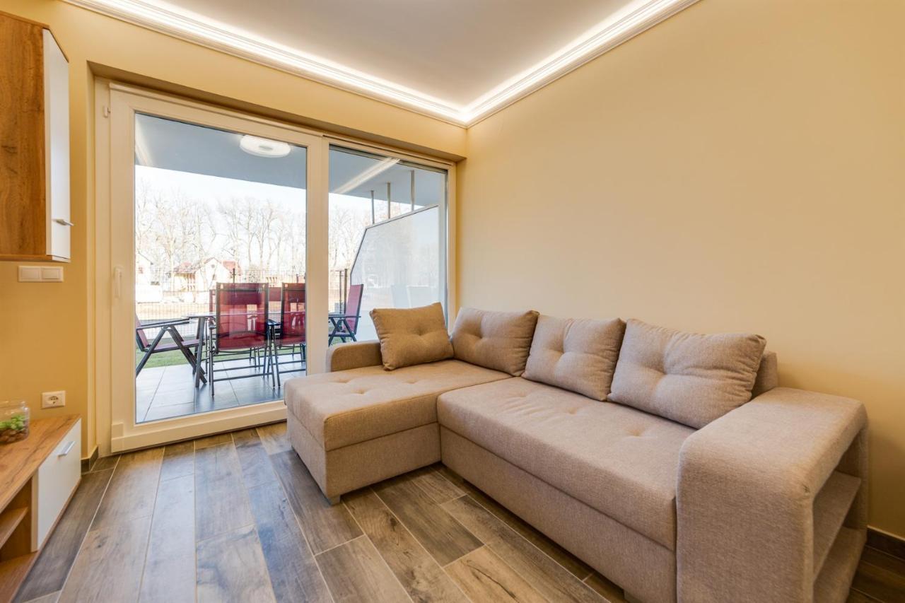 Forest Földvár Apartmanok Balatonföldvár Esterno foto