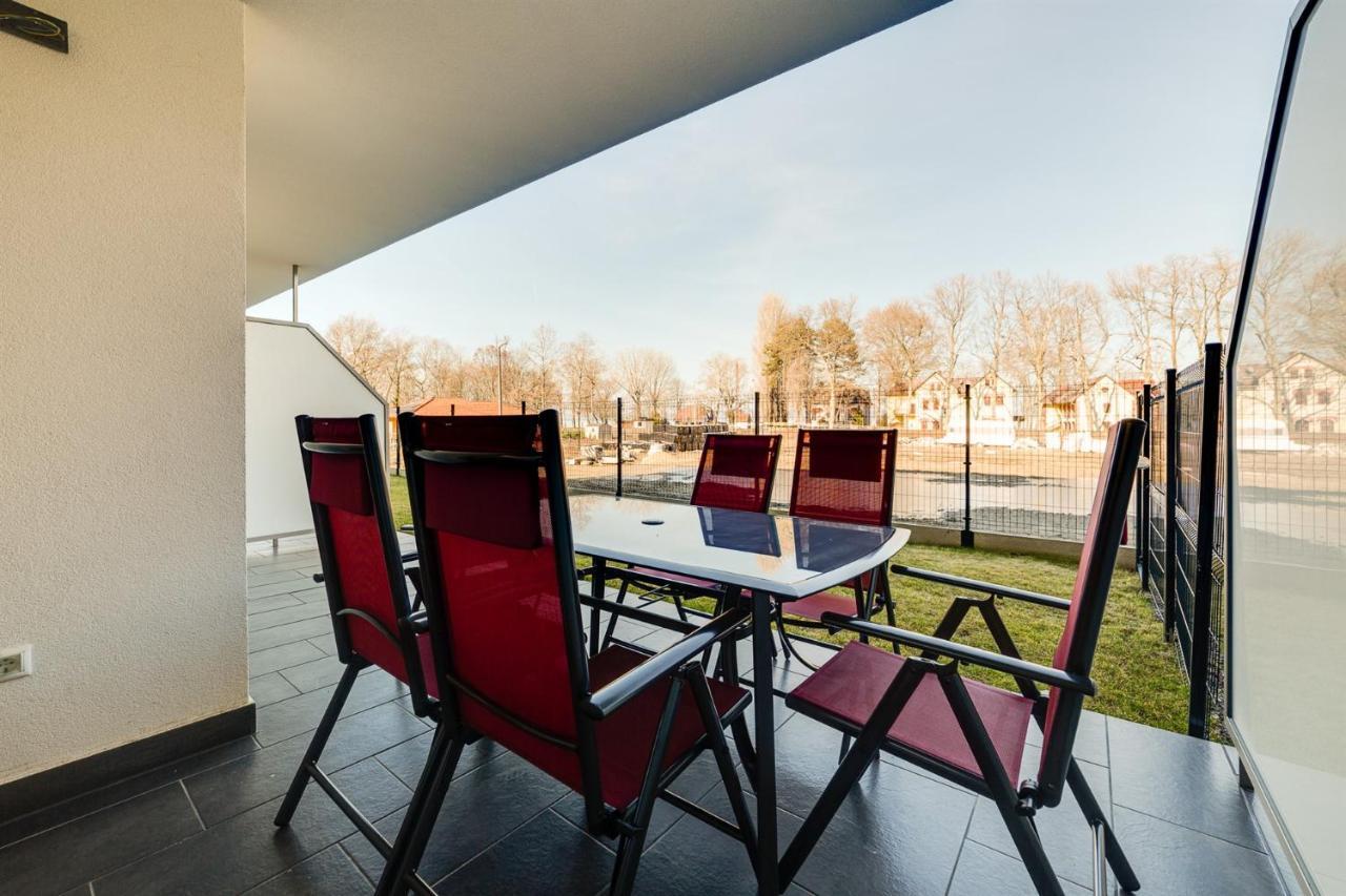 Forest Földvár Apartmanok Balatonföldvár Esterno foto