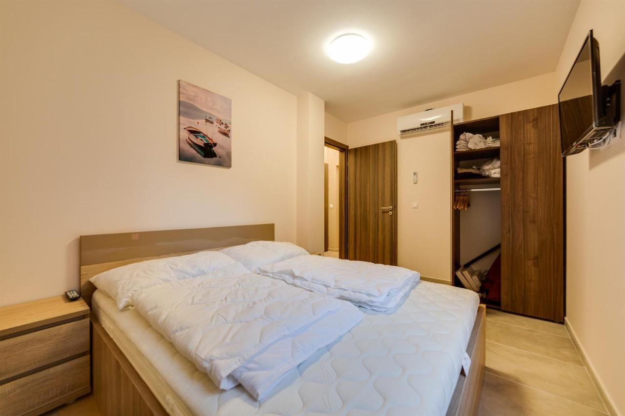 Forest Földvár Apartmanok Balatonföldvár Esterno foto