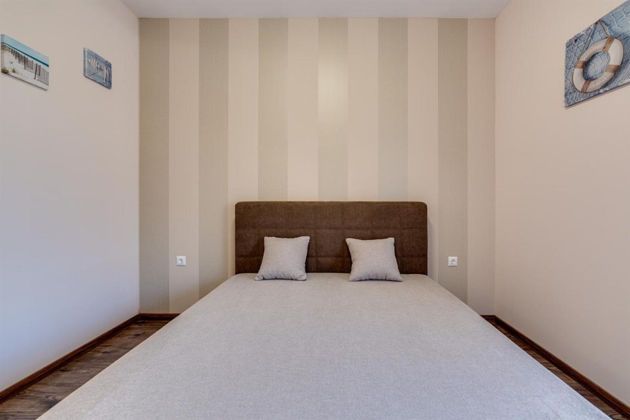 Forest Földvár Apartmanok Balatonföldvár Esterno foto