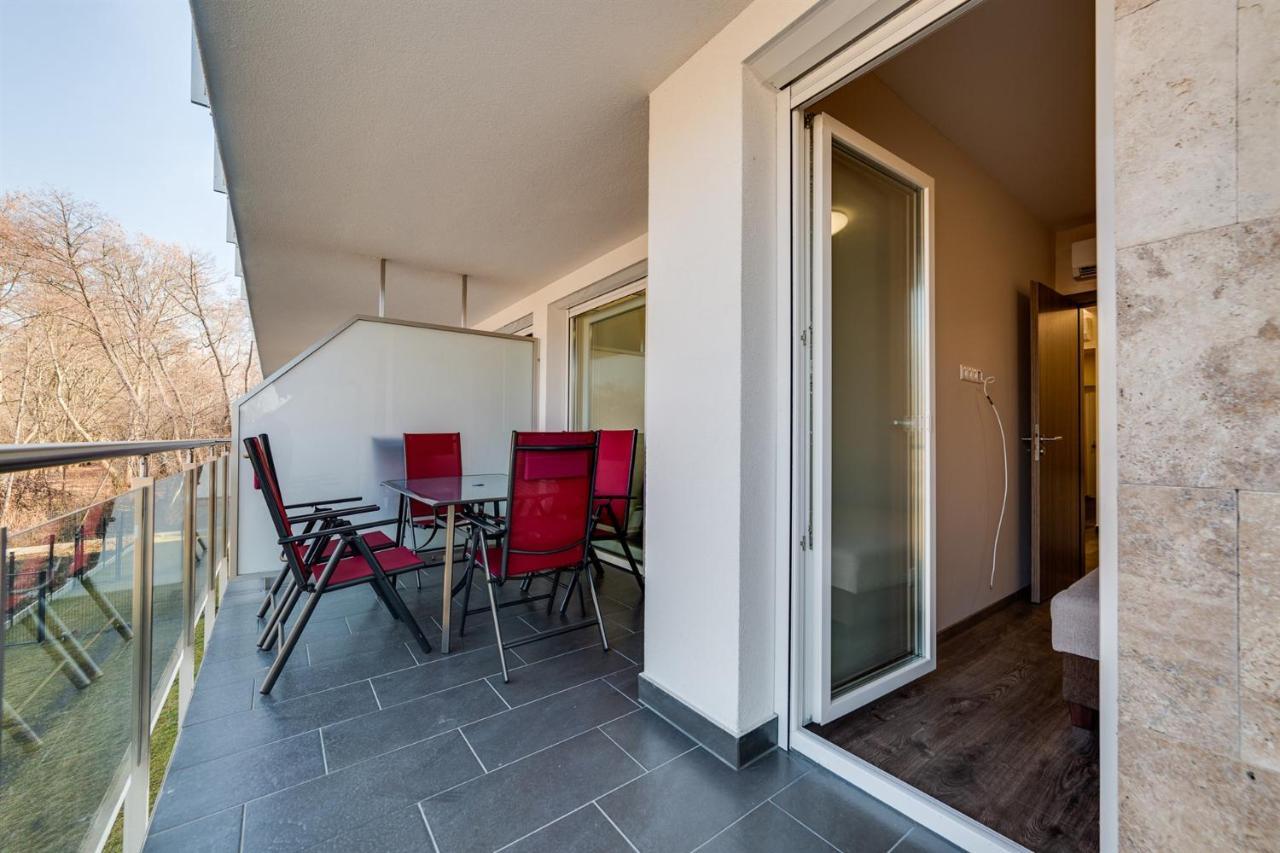 Forest Földvár Apartmanok Balatonföldvár Esterno foto