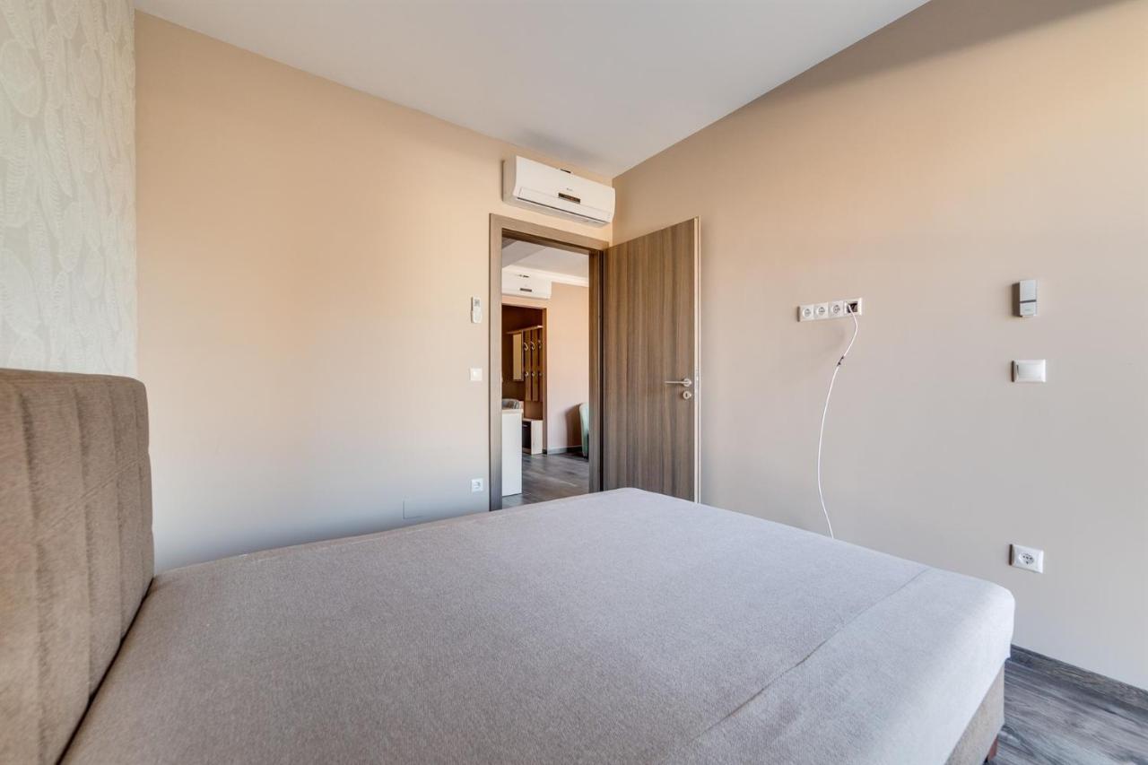 Forest Földvár Apartmanok Balatonföldvár Esterno foto